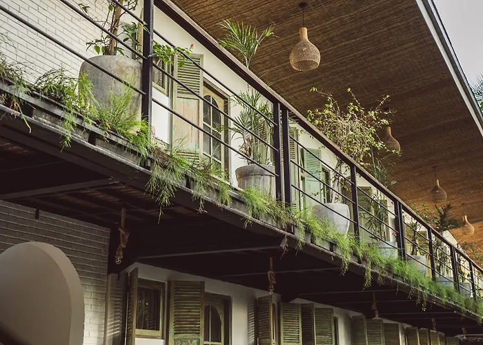 White Penny Hostel Seminyak 