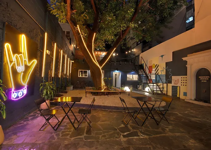 Play Hostel Garden Buenos Aires