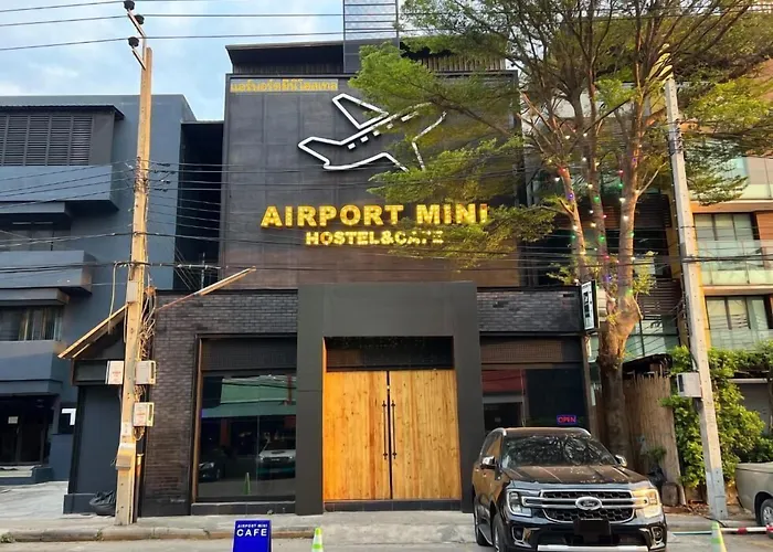 Airport Mini Hostel At Don Muang Airport Bangkok
