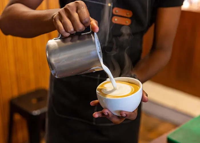 Offbeat Ccu On Em Bypass Hostel Kolkata