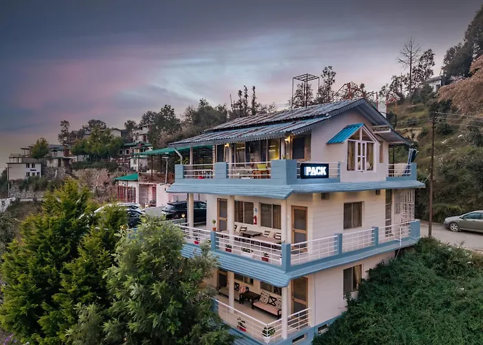 Pack Mukteshwar Hostel