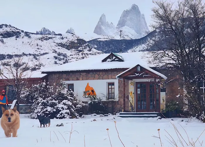 Hostel Del Lago, Habitaciones Privadas Y Cabanas El Chalten
