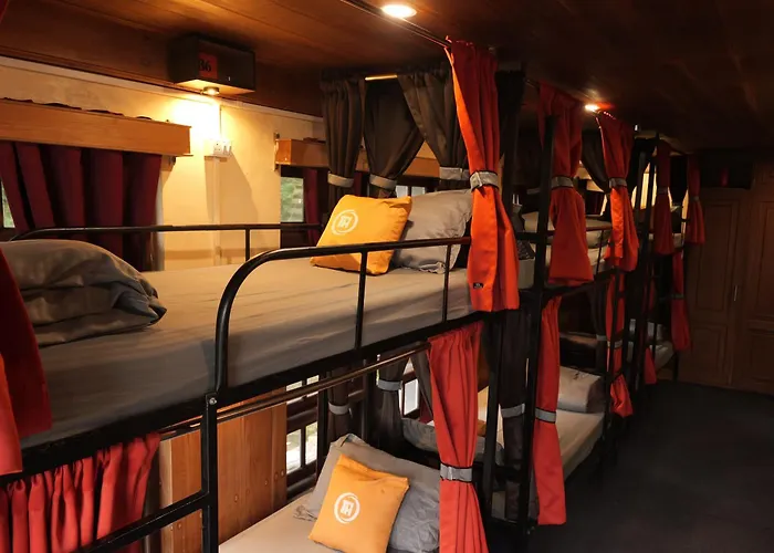 Trippers Hostel Darjeeling 