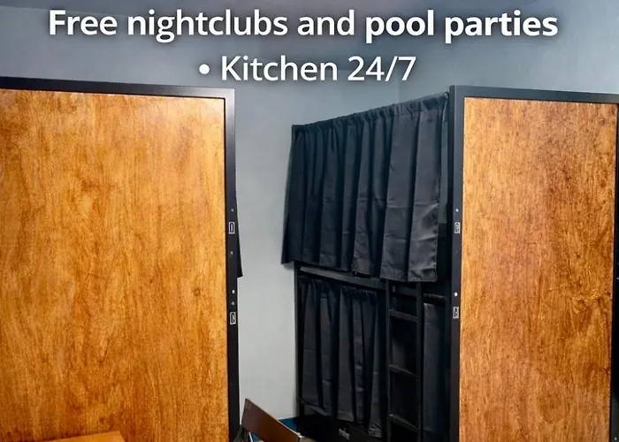 Sin City Hostel Las Vegas