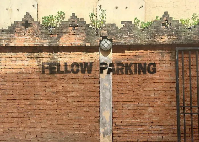 Yellow Fellow Hostel Chiang Mai