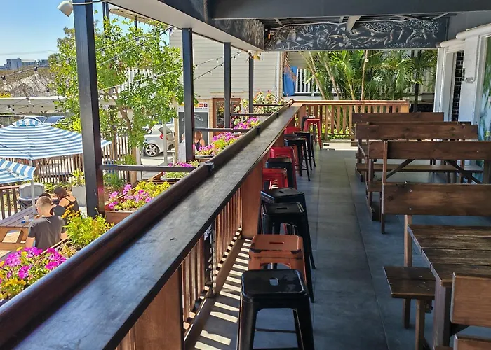 Somewhere To Stay Backpackers Brisbane