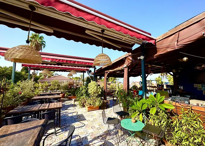 Gold Coast Hostel Antalya