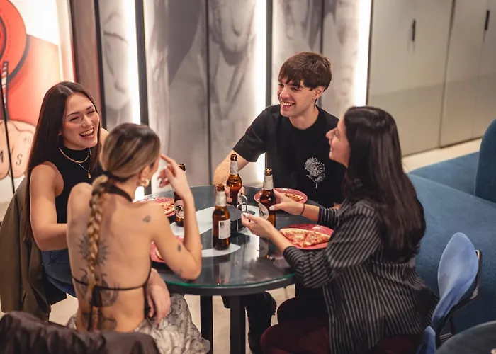 Coeo Pod Hostel Beatas Malaga