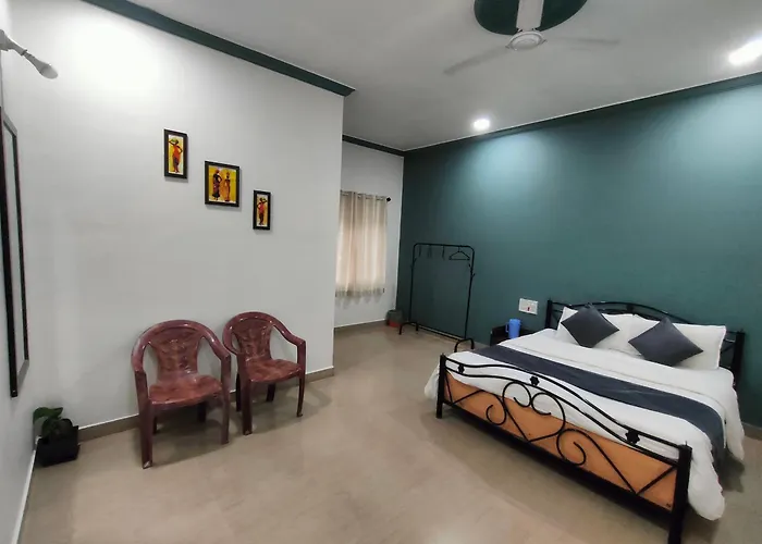 Monkeycap Tourist Hostel Panchgani