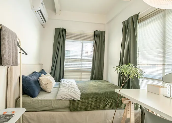 Nap In A Blue Moon Hostel Bangkok