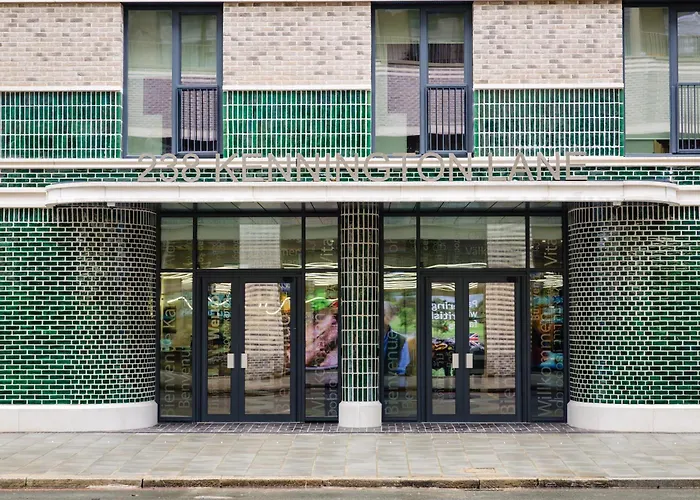 238 Kennington Lane International Students House Vauxhall London