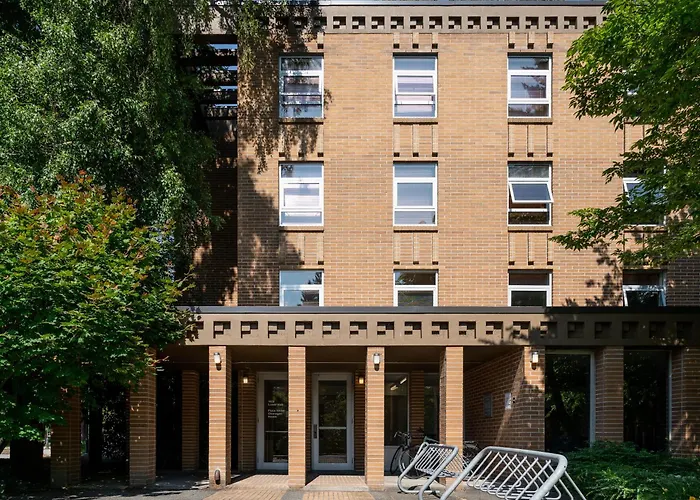 Pacific Spirit Hostel Vancouver