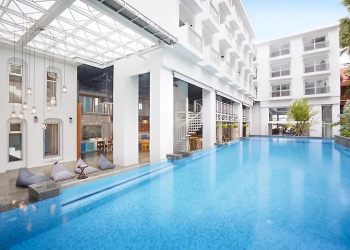 Lub D Phuket Patong - Near Patong Beach & Vibrant Social Vibe