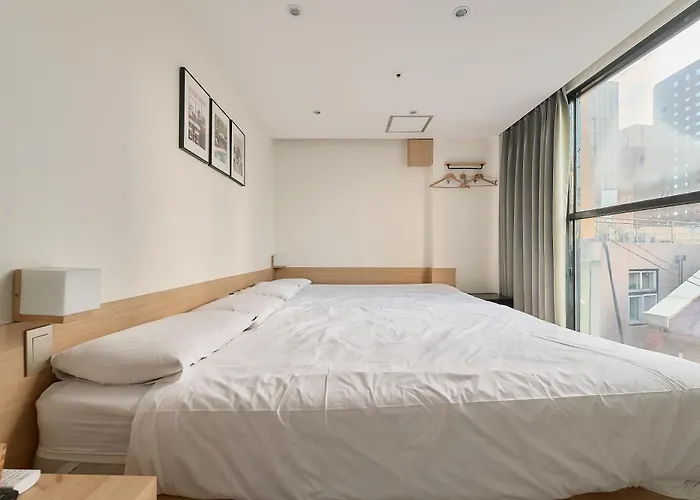 Artravel Myeongdong Hostel Seoul
