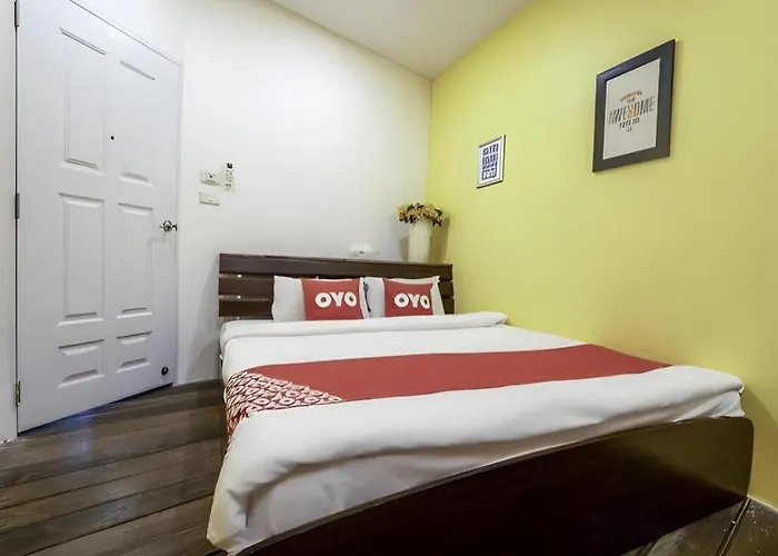 Art Hotel Sanamchai Bangkok