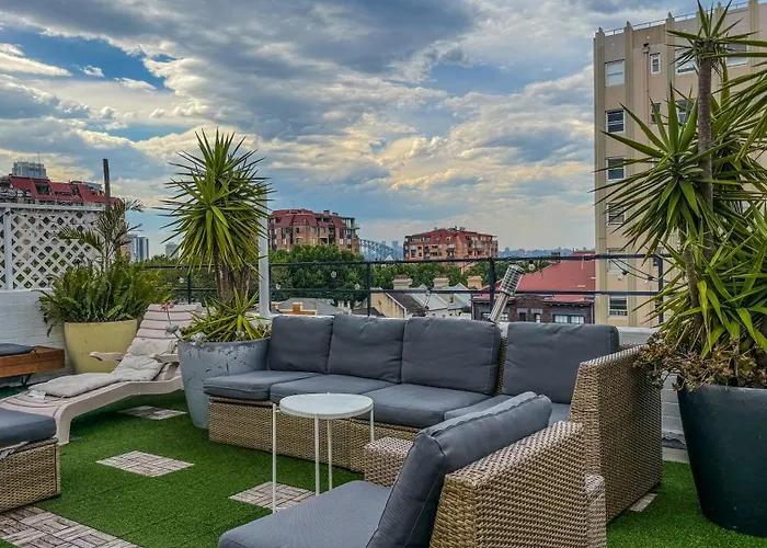 Tequila Sunrise Potts Point Hostel Sydney