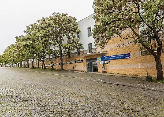 Hi Parque Das Nacoes - Pousada De Juventude Lisbon