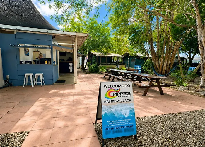 Pippies Beachhouse Backpackers Rainbow Beach
