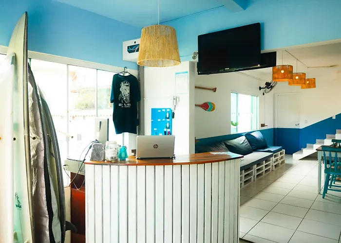 Sea Wolf Surf Hostel Florianopolis