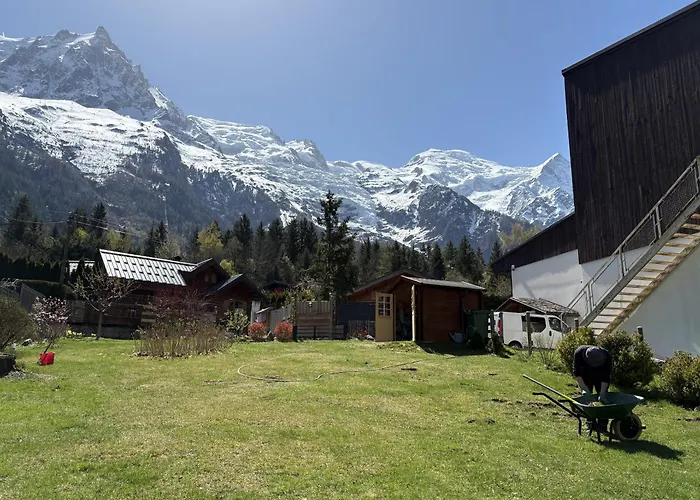 Alpenrose Chamonix Hostel