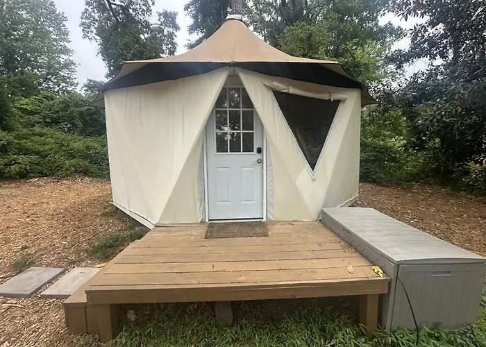 Ekstasis Hostel & Urban Farm Atlanta