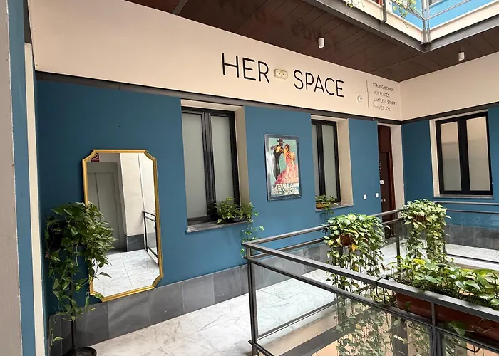 Joy Setas Coworking Hostel Seville