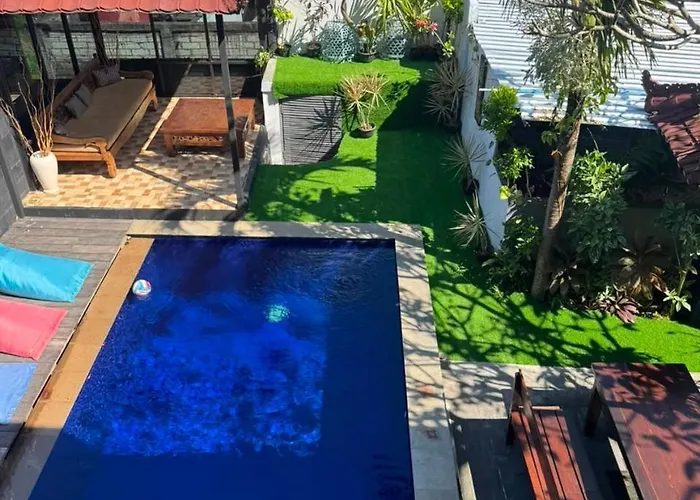 Q-Star Uluwatu Hostel