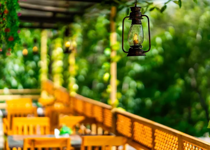 Rainbow Hostelier Leh
