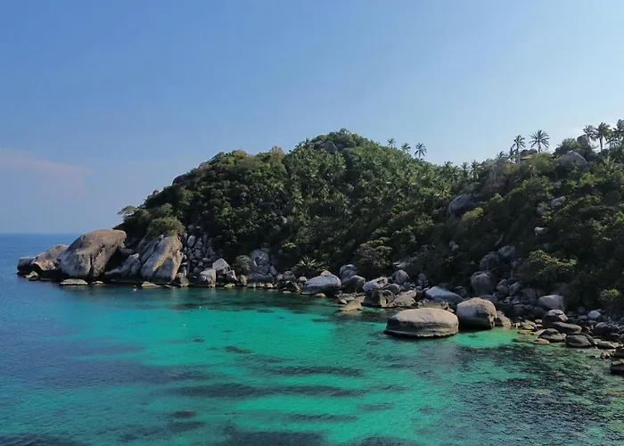 Nomads Koh Tao Party Hostel 18-35 Years Old Only