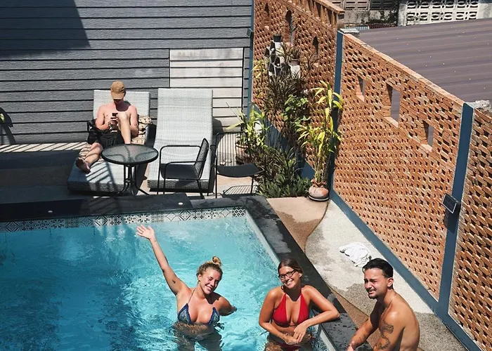 Deva Hostel & Relax Pool Chiang Mai