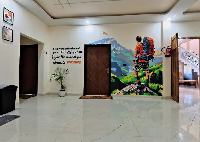 Live Free Hostel Dehradun