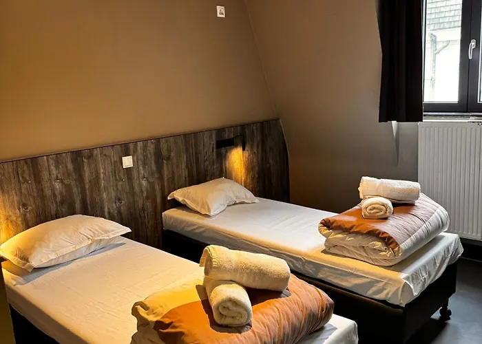 Brxxl 5 City Centre Hostel Brussels