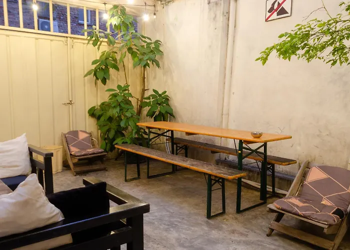Buff Hostel Tirana