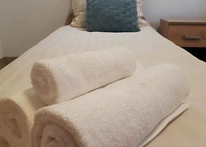Hostel Mleczna - Metro Zacisze Warsaw