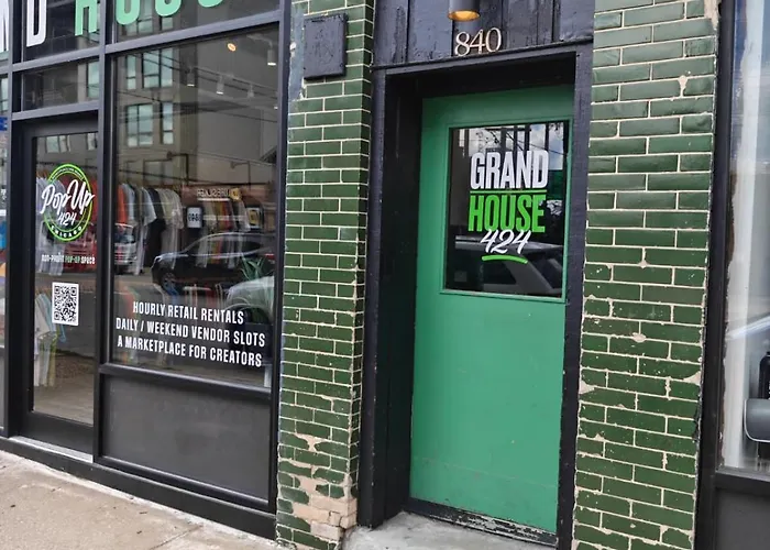 Grand House 424 Hostel Chicago