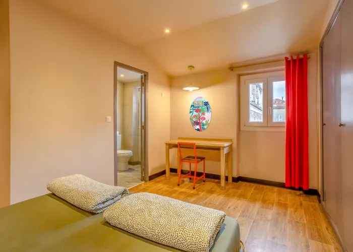 Villa Saint Exupery Beach Hostel Nice