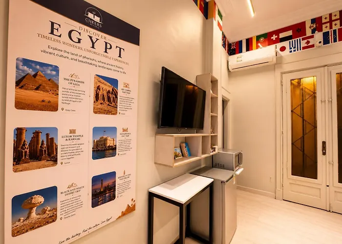 Cheers Hostel Cairo