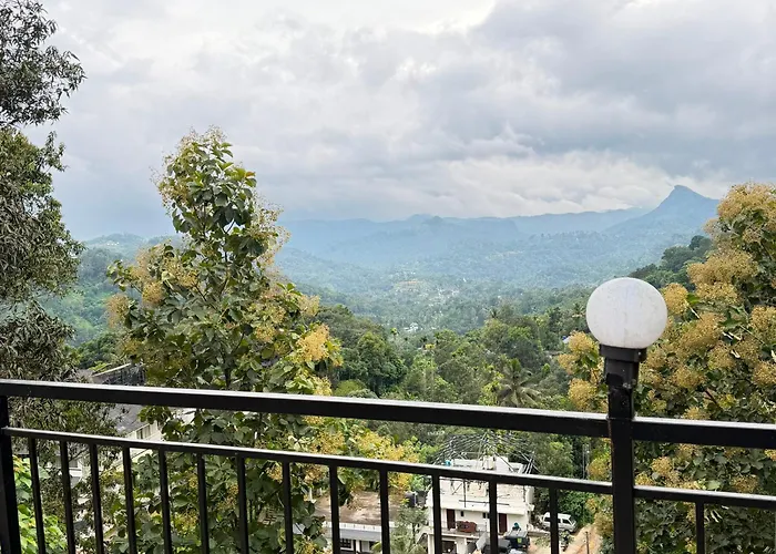 3R Residency Anachal Munnar Hostel