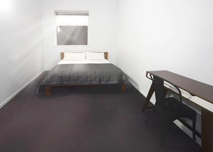 Laneway Backpackers Hostel Wellington