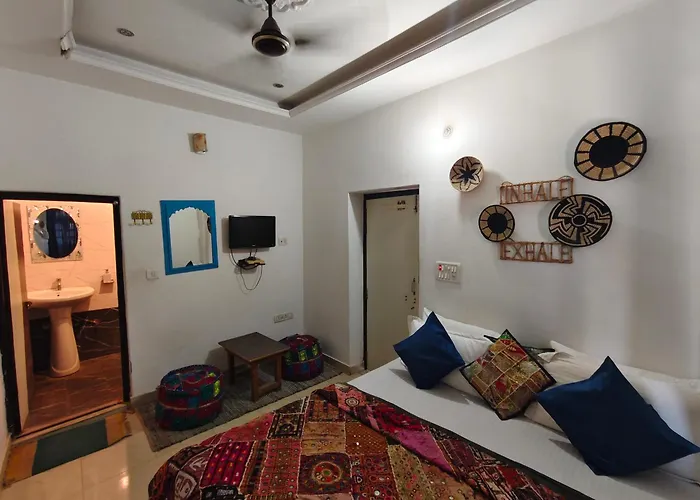 Blue Eye Hostel Jaisalmer