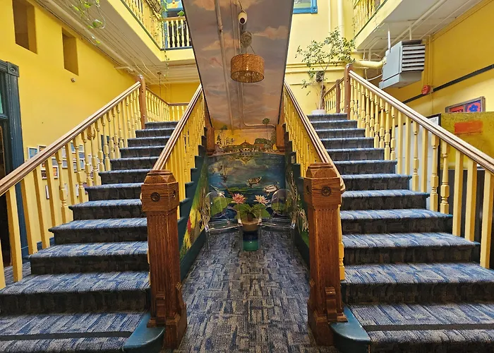 Hostels in San Diego