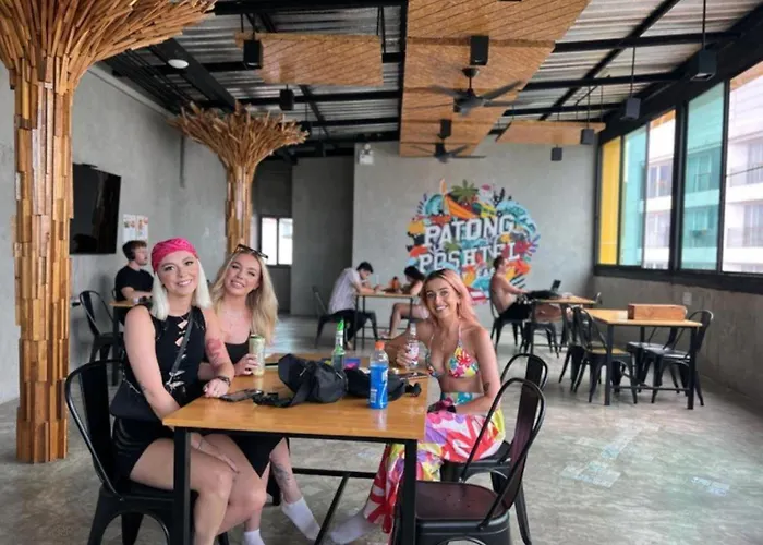 Patong Poshtel (Adults Only) Hostel