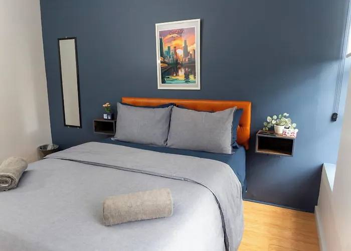 Cheap Hostels in Chicago