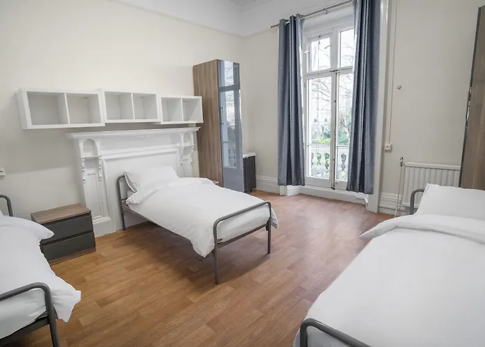 Holland House Hostel London