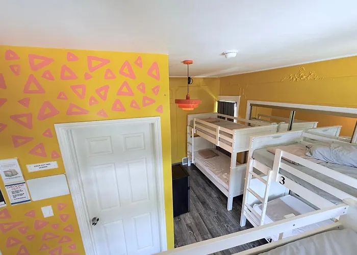 The Wilshire Metro Hostel Los Angeles