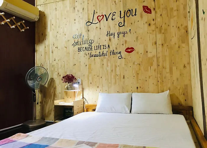 Green Hill Hostel & Tour Ha Giang