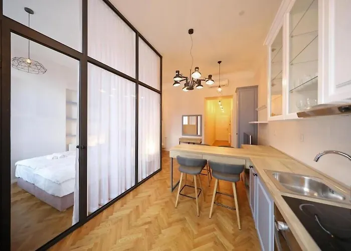 Stay Swanky Hostel Zagreb