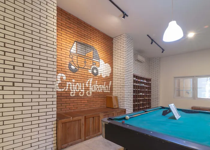 Wonderloft Hostel Kota Tua Jakarta