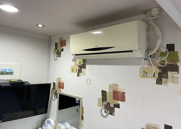 Chloe Hostel Seoul