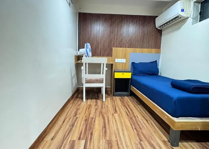Maple The Hubz-Hostel Mumbai